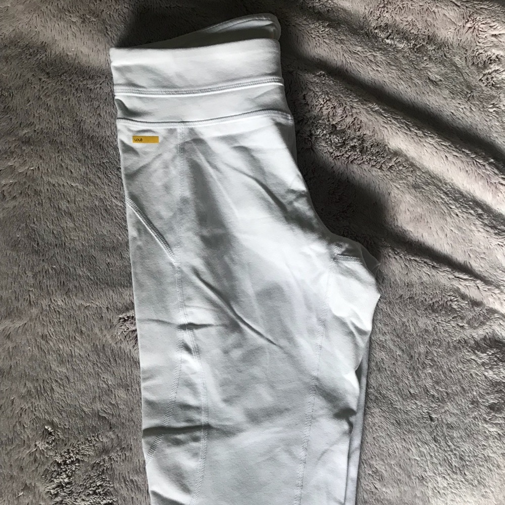 White Cropped leggings